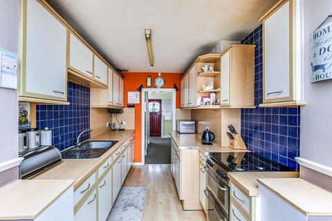 140 Littleheath Road, South Croydon, CR2 7SF
