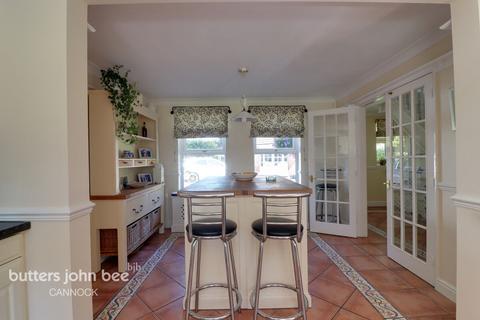 7 Chilcombe Drive, Priorslee, Telford, TF2 9TD