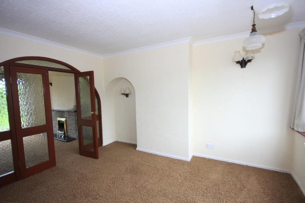 John Amery Drive, Stafford... 3 bed detached house £850 pcm (£196 pw)