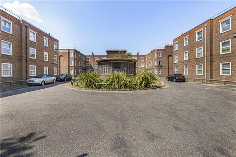 13 Mapledene Estate, London, E8 3LN