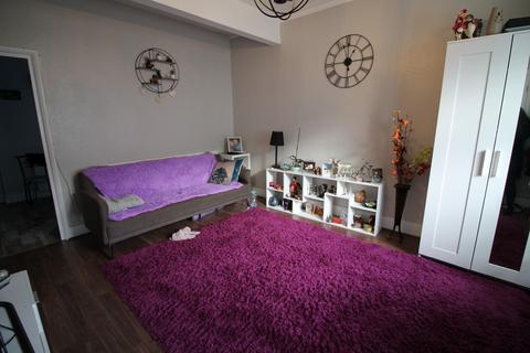1 bedroom flat for sale - Plaistow, London, E13