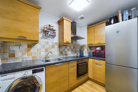 2 bedroom apartment for sale, Walsworth Road, Hitchin, SG4