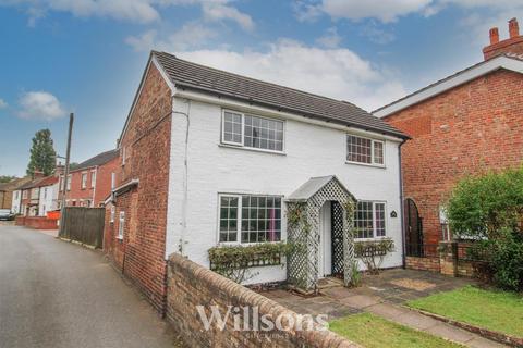 3 bedroom detached house for sale, South Street, Alford