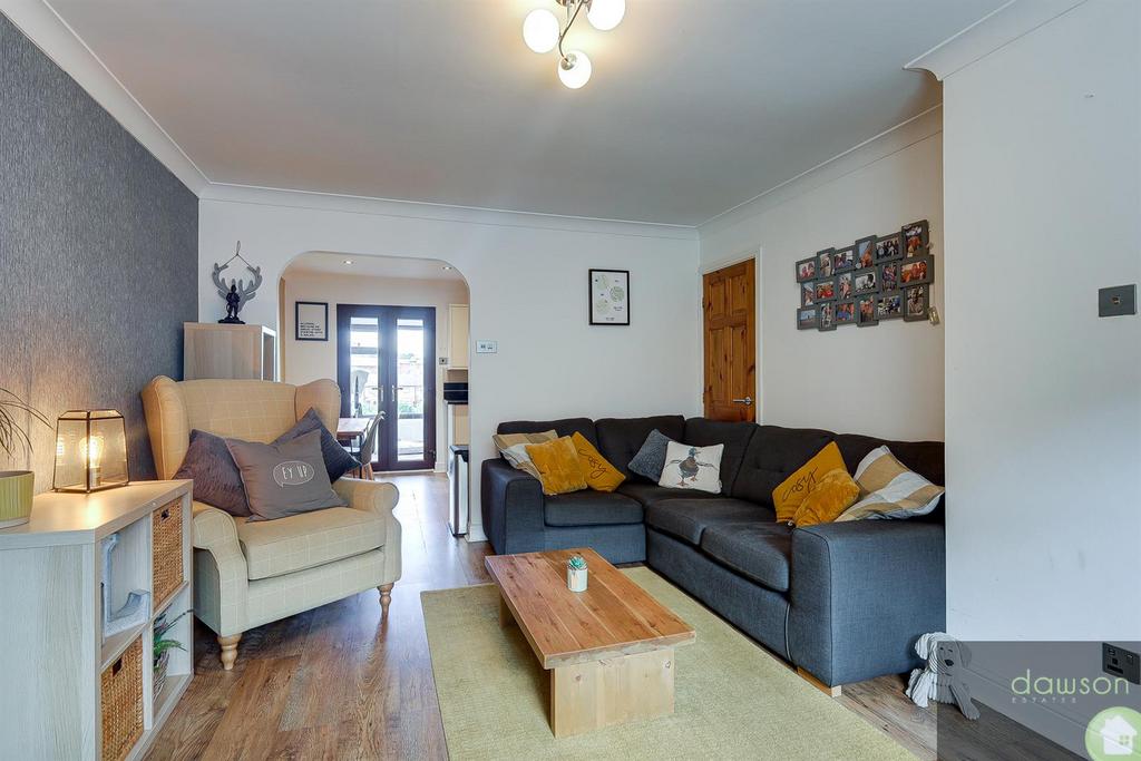 Caldercroft, Elland 3 bed semidetached house £225,000