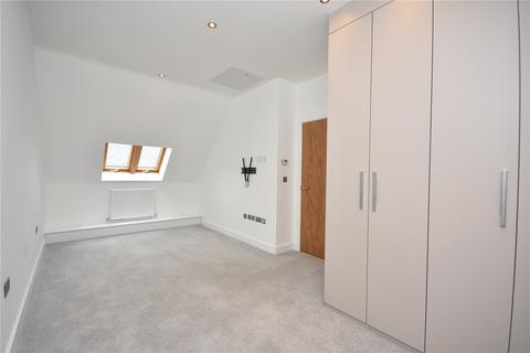 2 bedroom detached house for sale, Lilac Close, Seacroft, Leeds, West Yorkshire