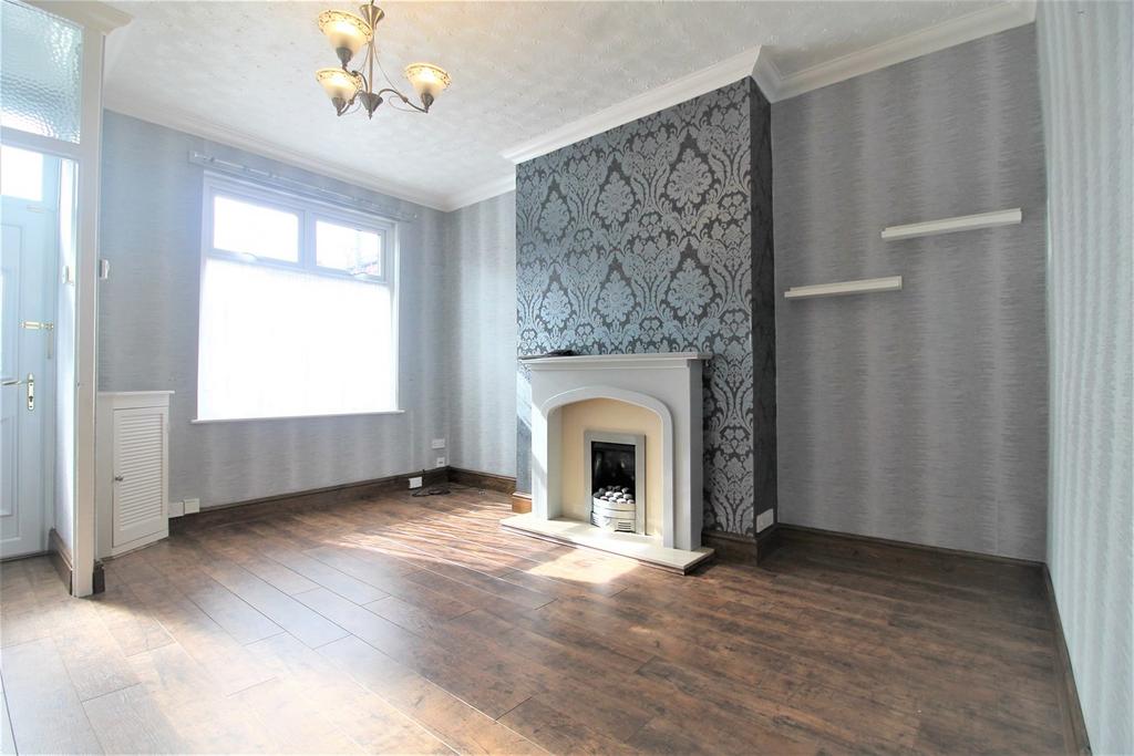 Clarke Street, Bolton, BL1 2 bed terraced house for sale £120,000