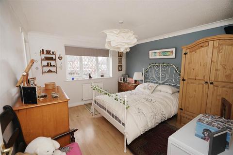 14 Brooklands, Horwich, Bolton, BL6 5RW