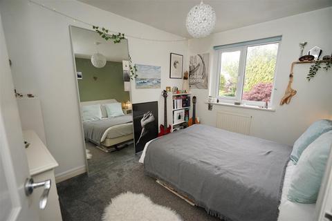 14 Brooklands, Horwich, Bolton, BL6 5RW
