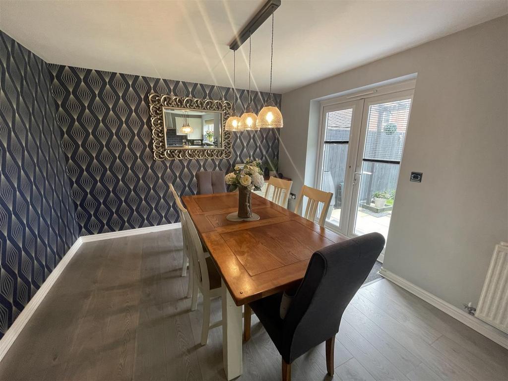 Sandringham Way, Newfield, Chester Le Street 5 bed detached house for