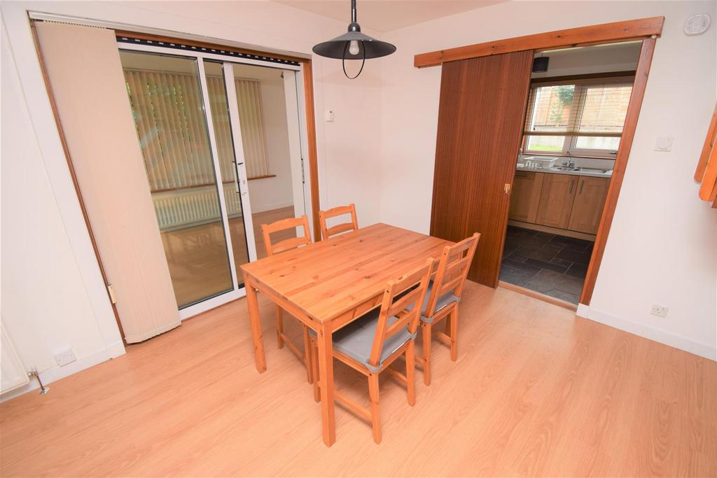 Dining area.jpg