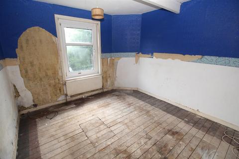 5 Bow Road, Greenock, PA16 7JF