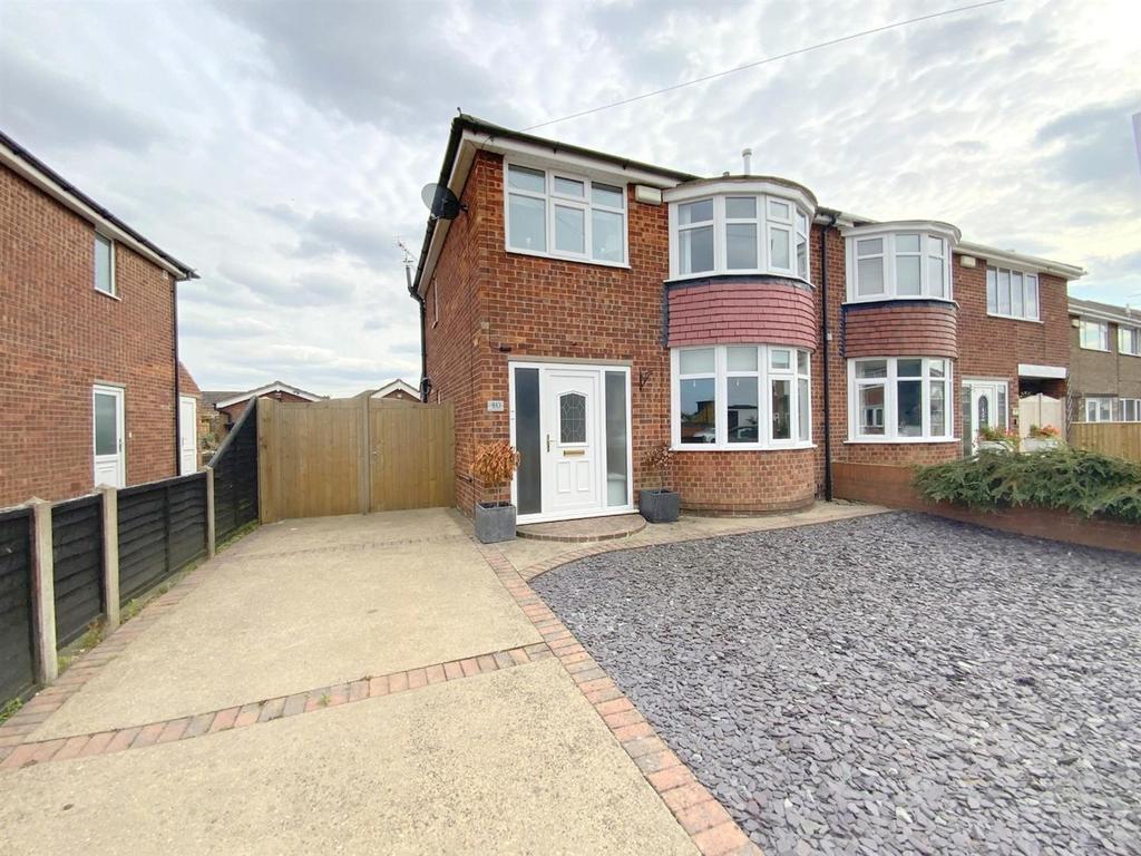 Middlethorpe Road, Cleethorpes 3 bed semidetached house for sale £