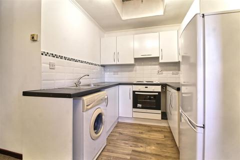 1 bedroom flat for sale - Church Row, Ware