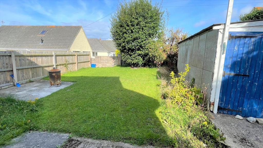 Bryn Heulog, Llandudno Junction 3 bed semidetached house for sale £