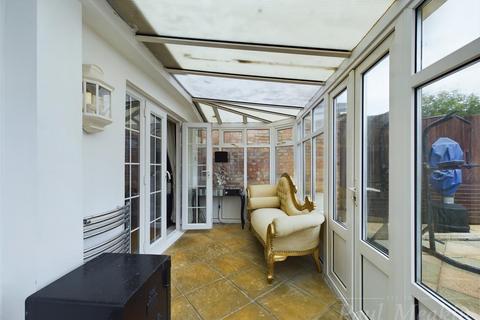 129 Uvedale Crescent, New Addington, Croydon, CR0 0BW