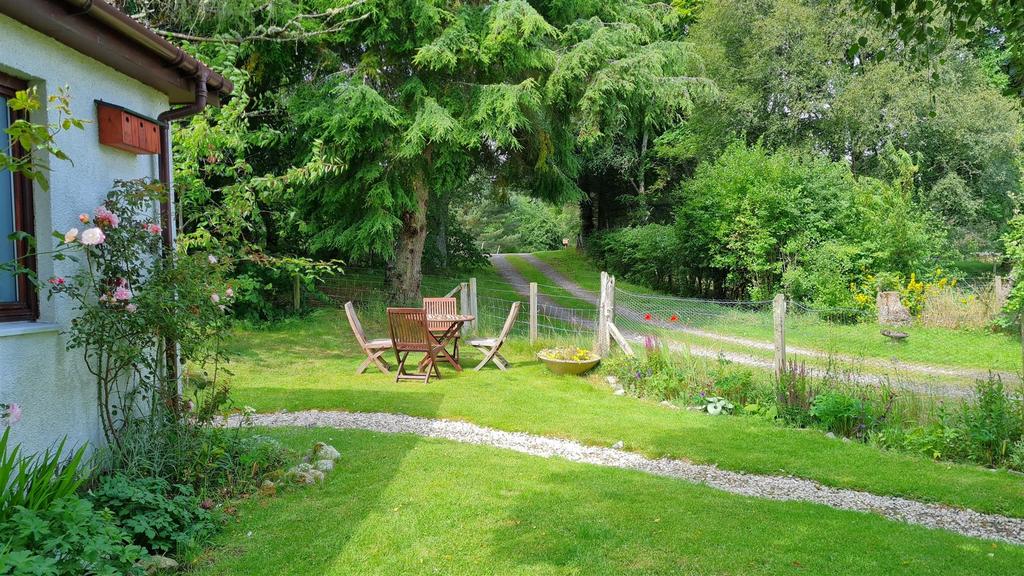 Seating area for guests