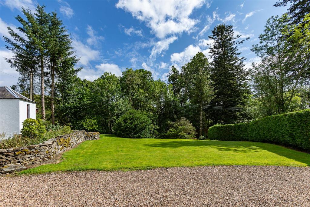 Commonside, Hawick 3 bed detached house £320,000
