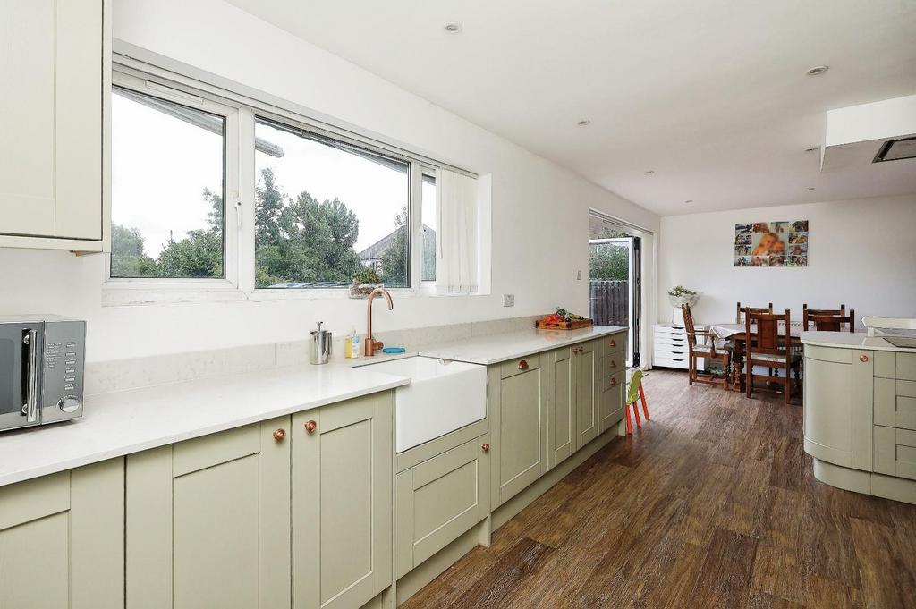 Peel Close, HamptonInArden, Solihull 4 bed semidetached house for