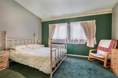 5 Owens Way, London, SE23 1RW