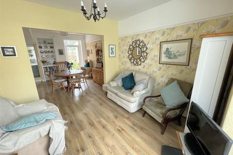 18 Devon Place, Mumbles, Swansea, SA3 4DR