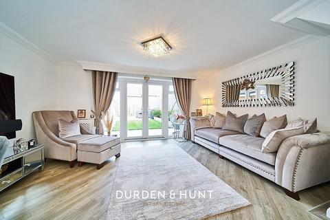 14 Elstar Road, Ongar, CM5 0FQ