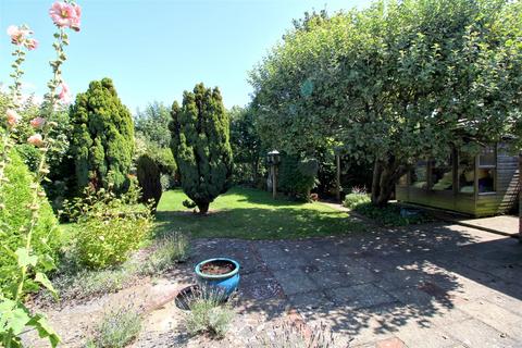 2 bedroom detached bungalow for sale, North Way, Seaford