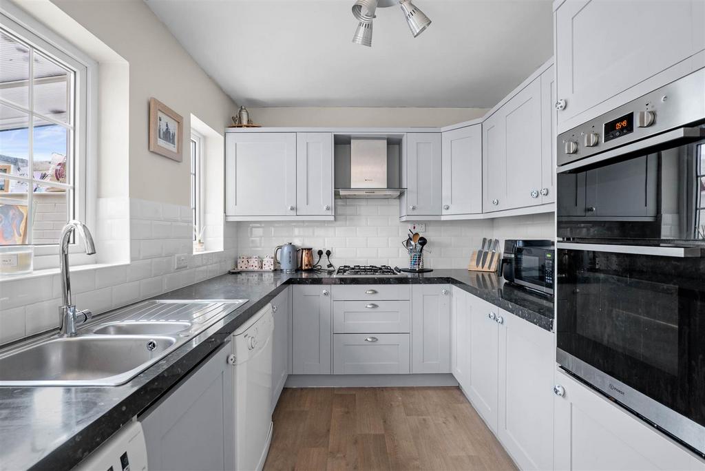 Pitchers Hill, Wickhamford, Evesham 2 bed semidetached house for sale