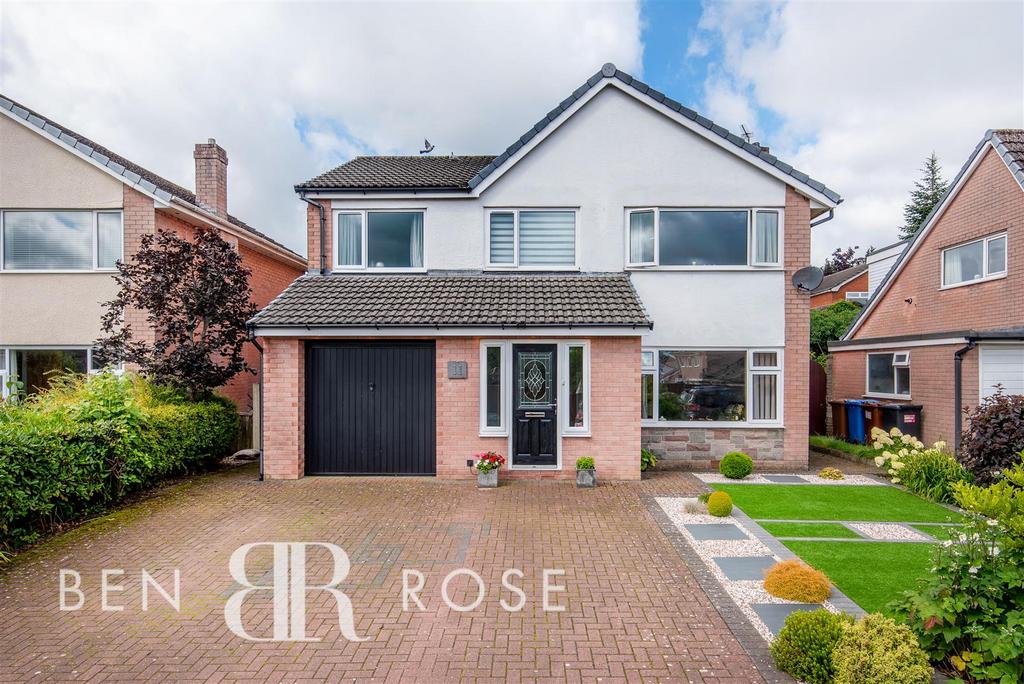 Maple Grove, Chorley 4 bed detached house £359,995