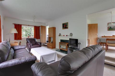 8 Rectory Field, Harlow, CM19 4HD