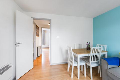 51 Louvain Road, Greenhithe, DA9 9DY