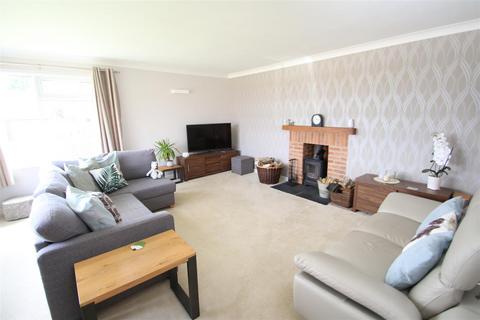 Birchley Chapel Hill, West Grimstead, Salisbury, SP5 3SJ