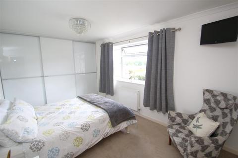 Birchley Chapel Hill, West Grimstead, Salisbury, SP5 3SJ