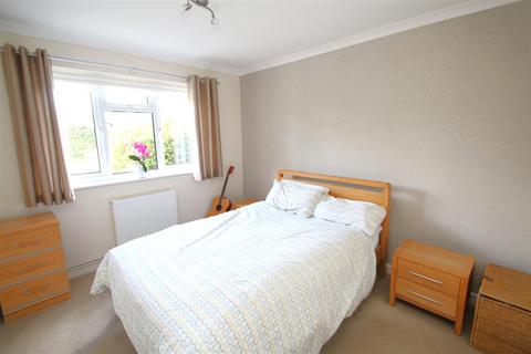 Birchley Chapel Hill, West Grimstead, Salisbury, SP5 3SJ