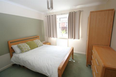 Birchley Chapel Hill, West Grimstead, Salisbury, SP5 3SJ