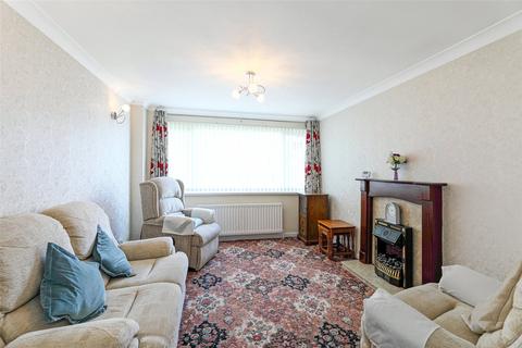 3 bedroom bungalow for sale, Ashdene Crescent, Crofton, Wakefield, West Yorkshire, WF4