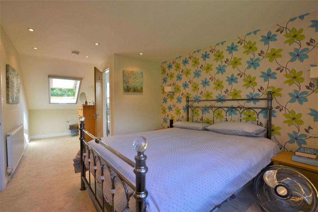 Master bedroom.jpg