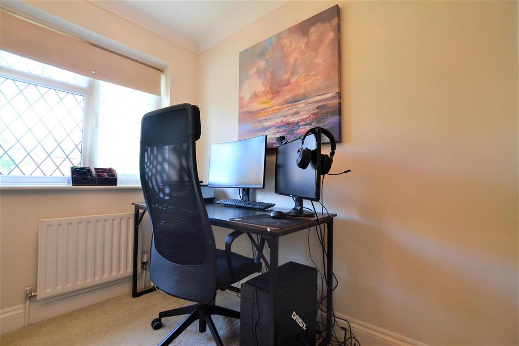 Bedroom 2 .jpg