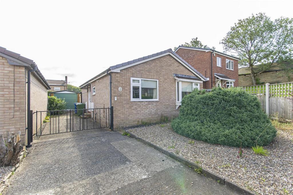 Weston Close, Holme Hall, Chesterfield 2 bed detached bungalow for sale