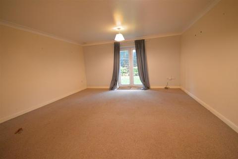 2 bedroom apartment for sale, Wentworth Mews, Pontefract