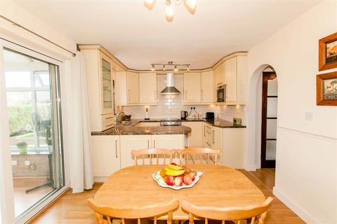 3 bedroom detached house for sale - Farmfields Close, Bolsover, Chesterfield