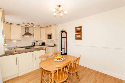 3 bedroom detached house for sale - Farmfields Close, Bolsover, Chesterfield