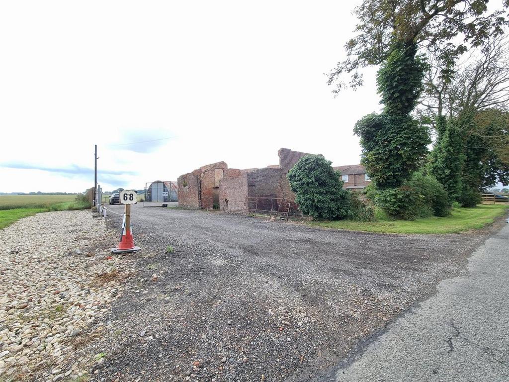 Broadgate, Sutton St. Edmund, Spalding 3 bed barn conversion for sale