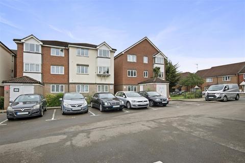 2 bedroom apartment for sale, Pinemartin Close, London