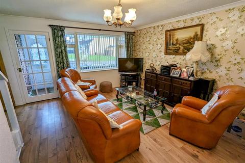 128 Beverley Avenue, Nuneaton, CV10 9JR