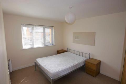 2 bedroom apartment for sale - Broadlands Court, Pudsey