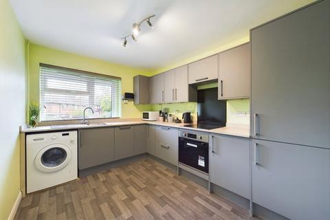 32a Salisbury Road, Pinner, HA5 2NN