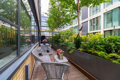 Flat 1, 7 Long Street, London, E2 8GS