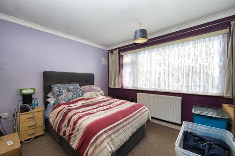 60 Alison Crescent, Whitfield, Dover, CT16 3LP
