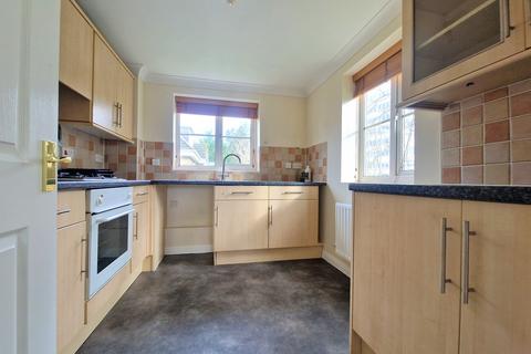 3 bedroom flat to rent, Seaweed Close, Weston Lane, Southampton, Hampshire. SO19 9BY