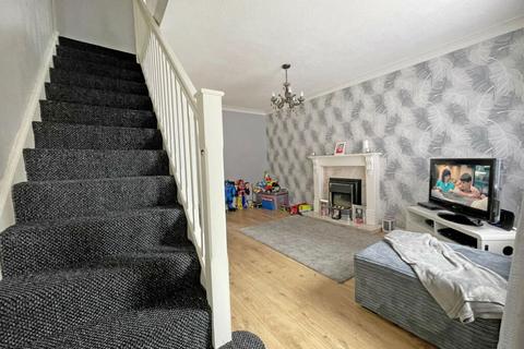 2 bedroom semi-detached house for sale - Netherfields Crescent, Middlesbrough, North Yorkshire, TS3 0QL